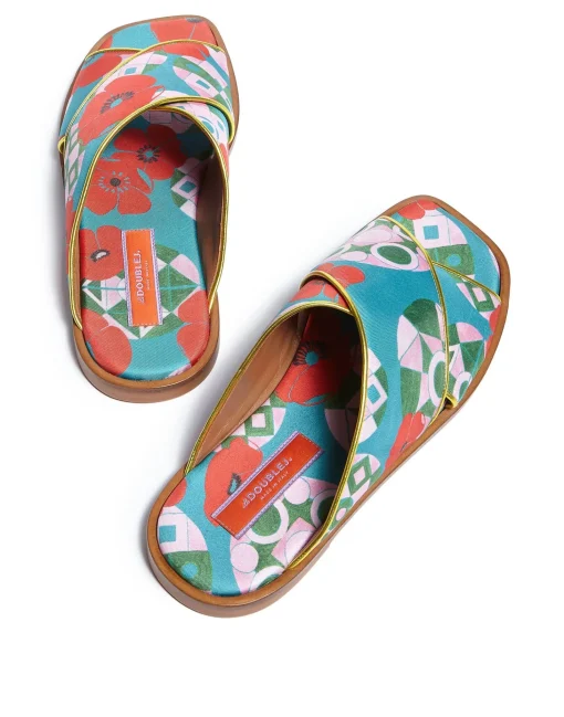Criss-Cross SandalsNectar in Twill
