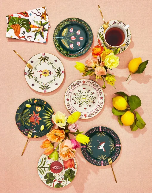 Dessert Plates Set of 2Eye Vines in Porcelain