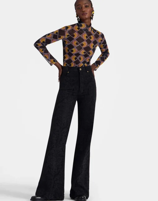 Flare JeansCorte Black in Denim