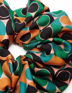 Giga ScrunchieGumball Verde in Silk Twill