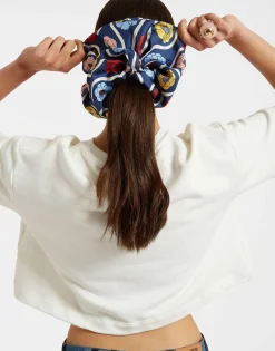 Giga ScrunchieWhitsun Blue in Silk Twill