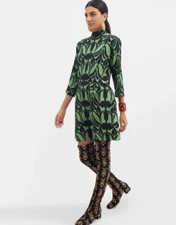 Juliet DressPapyrus Green in Sablé Satin