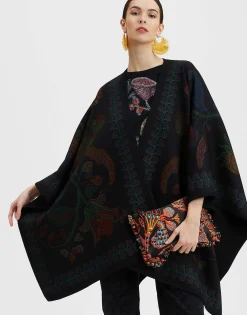 PonchoGrenadilla Placée Black in Baize Wool