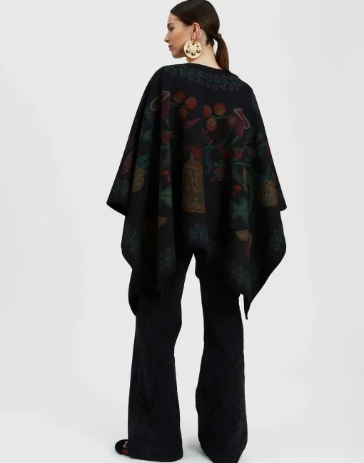PonchoGrenadilla Placée Black in Baize Wool