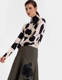 Silky TurtleneckLunaria Light Pink in Silk & Wool